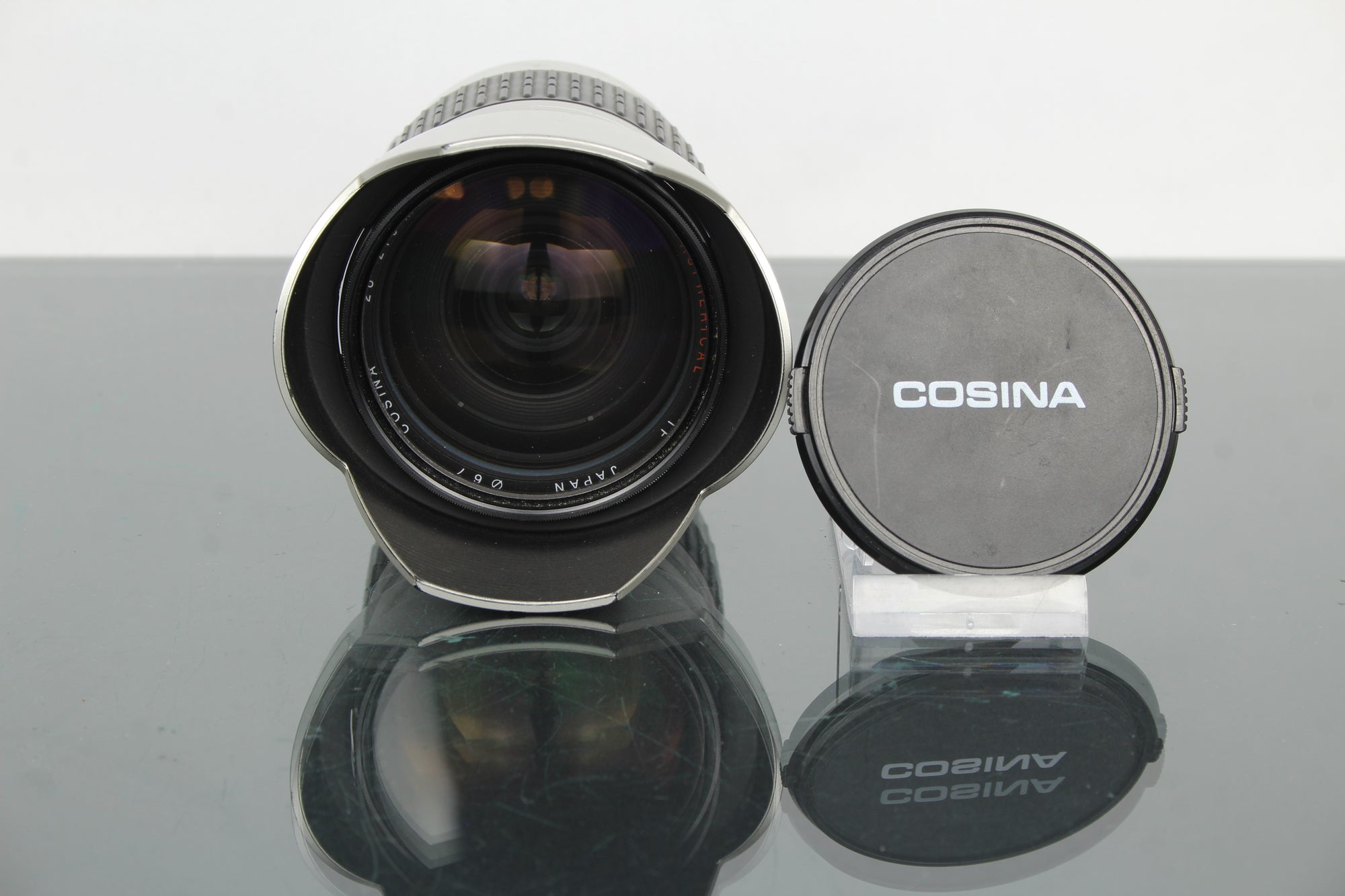 Cosina 28-210mm MC 1:4.2-6.5 Canon EF Mount