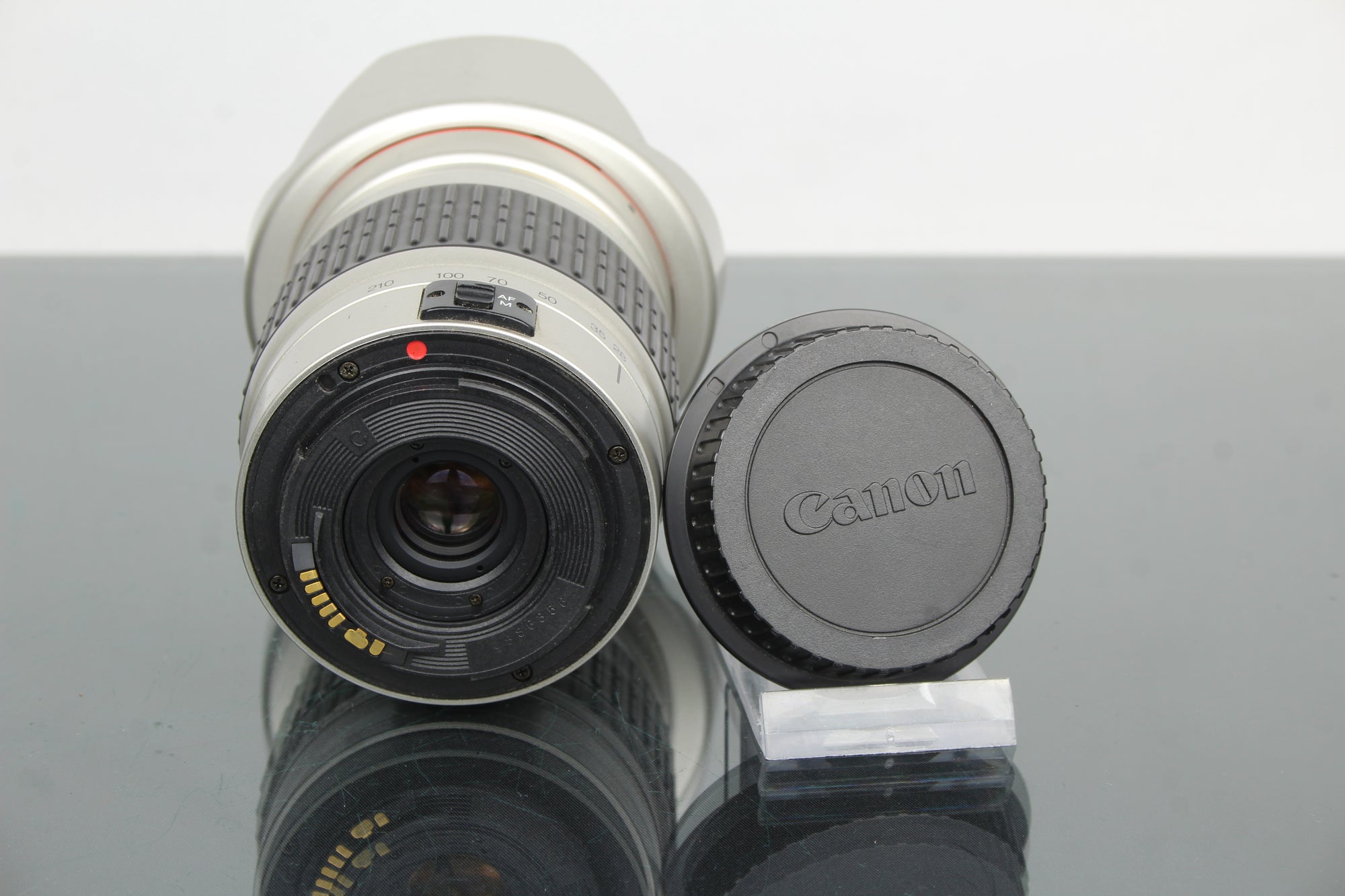 Cosina 28-210mm MC 1:4.2-6.5 Canon EF Mount