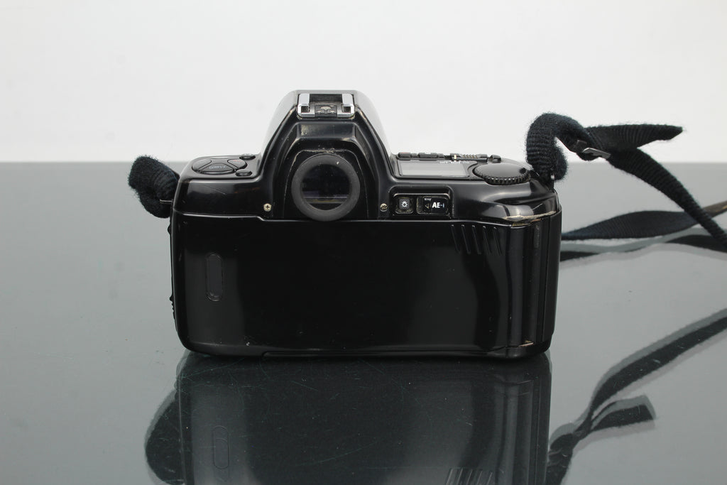 Nikon F-801
