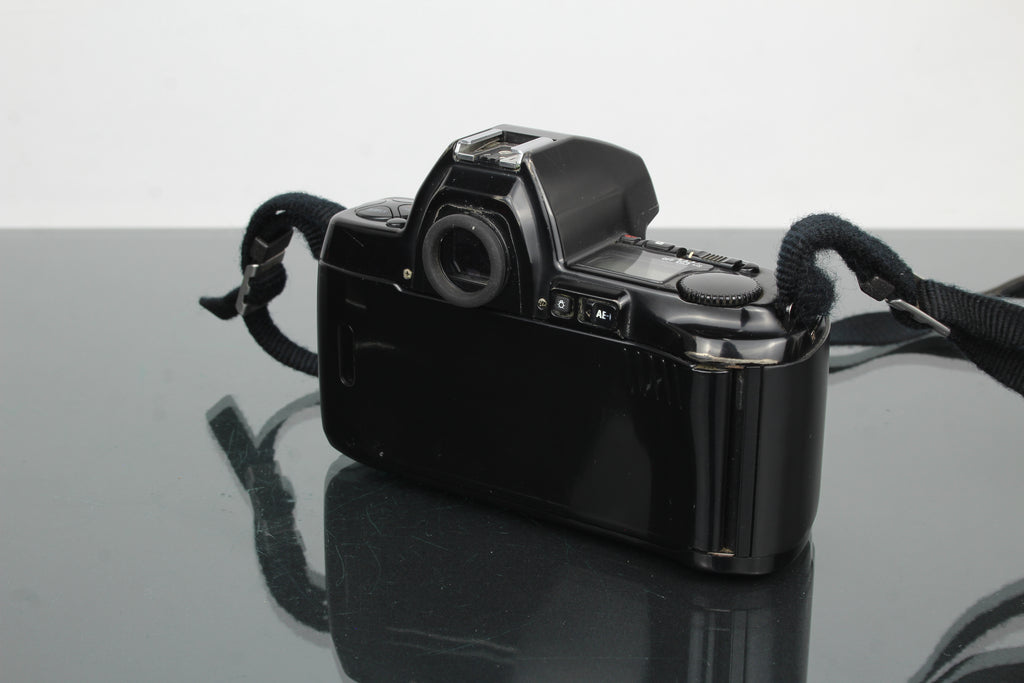 Nikon F-801