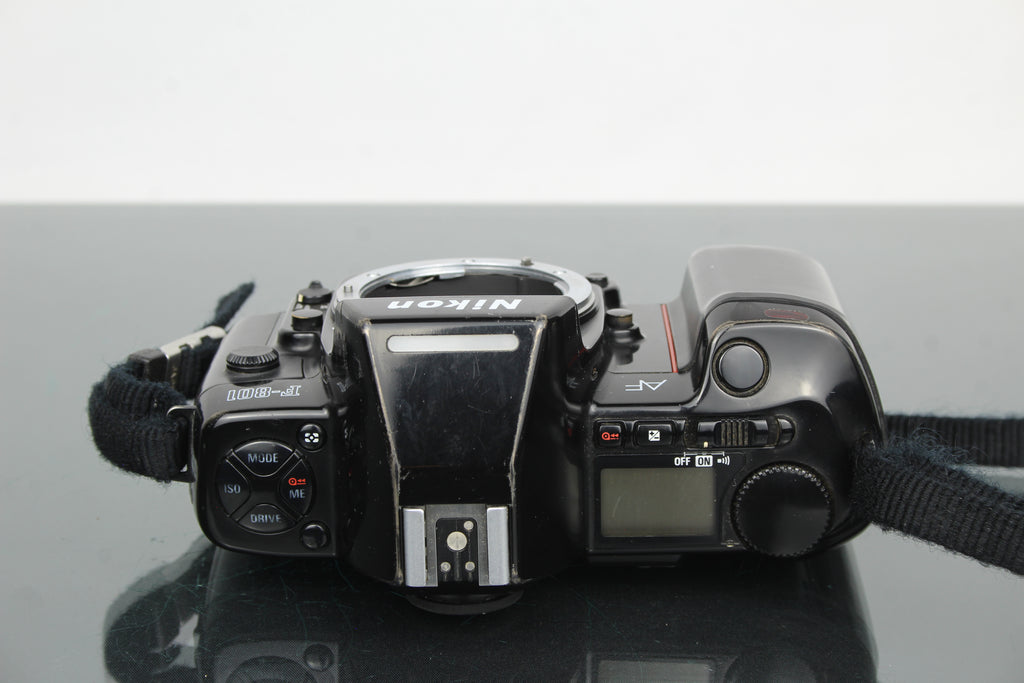 Nikon F-801