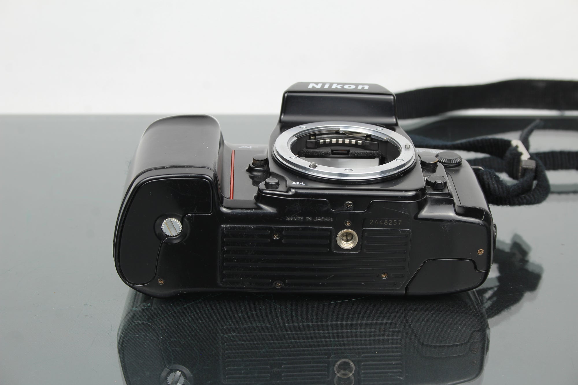 Nikon F-801