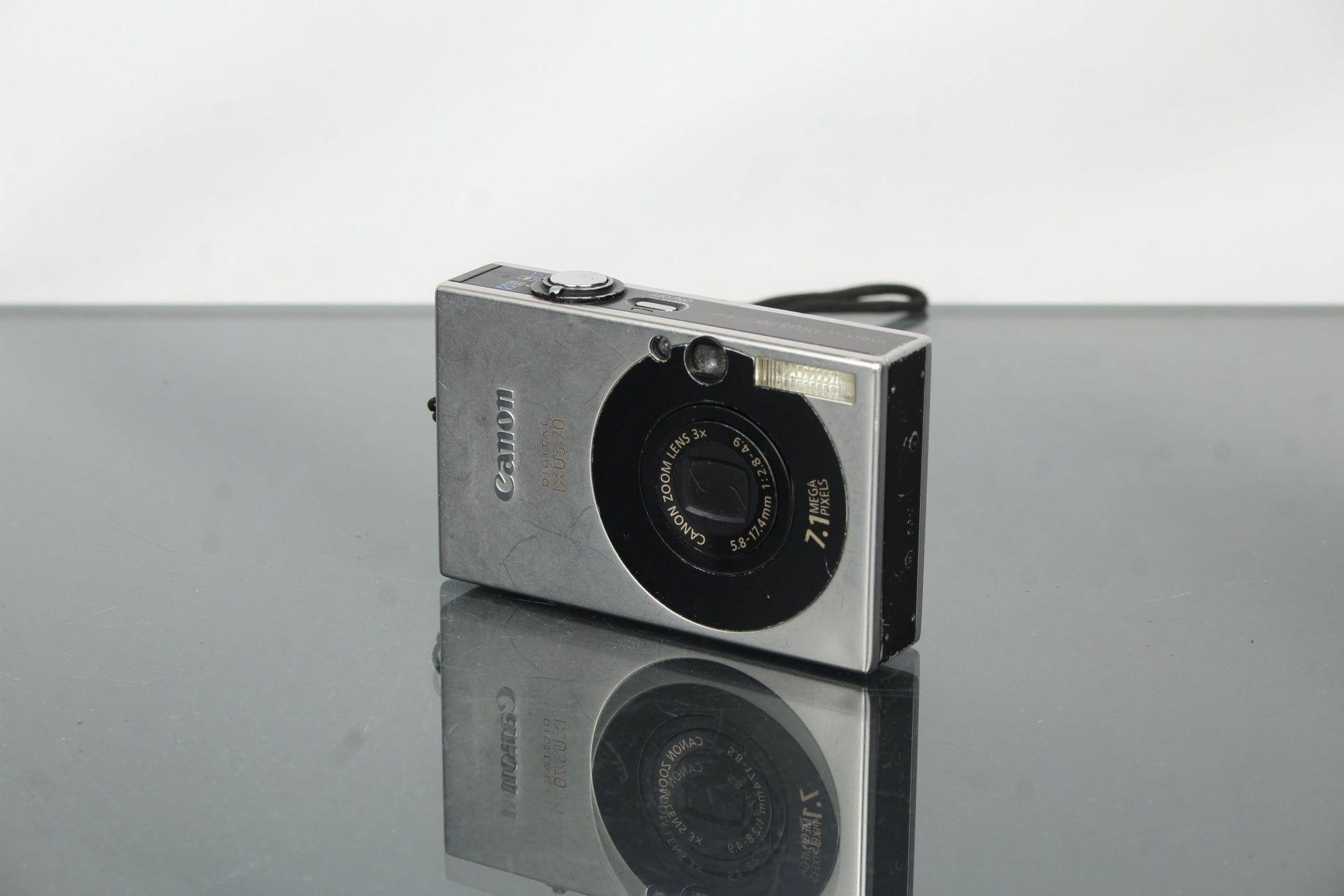 Canon Ixus 70 - Dutch|Thrift