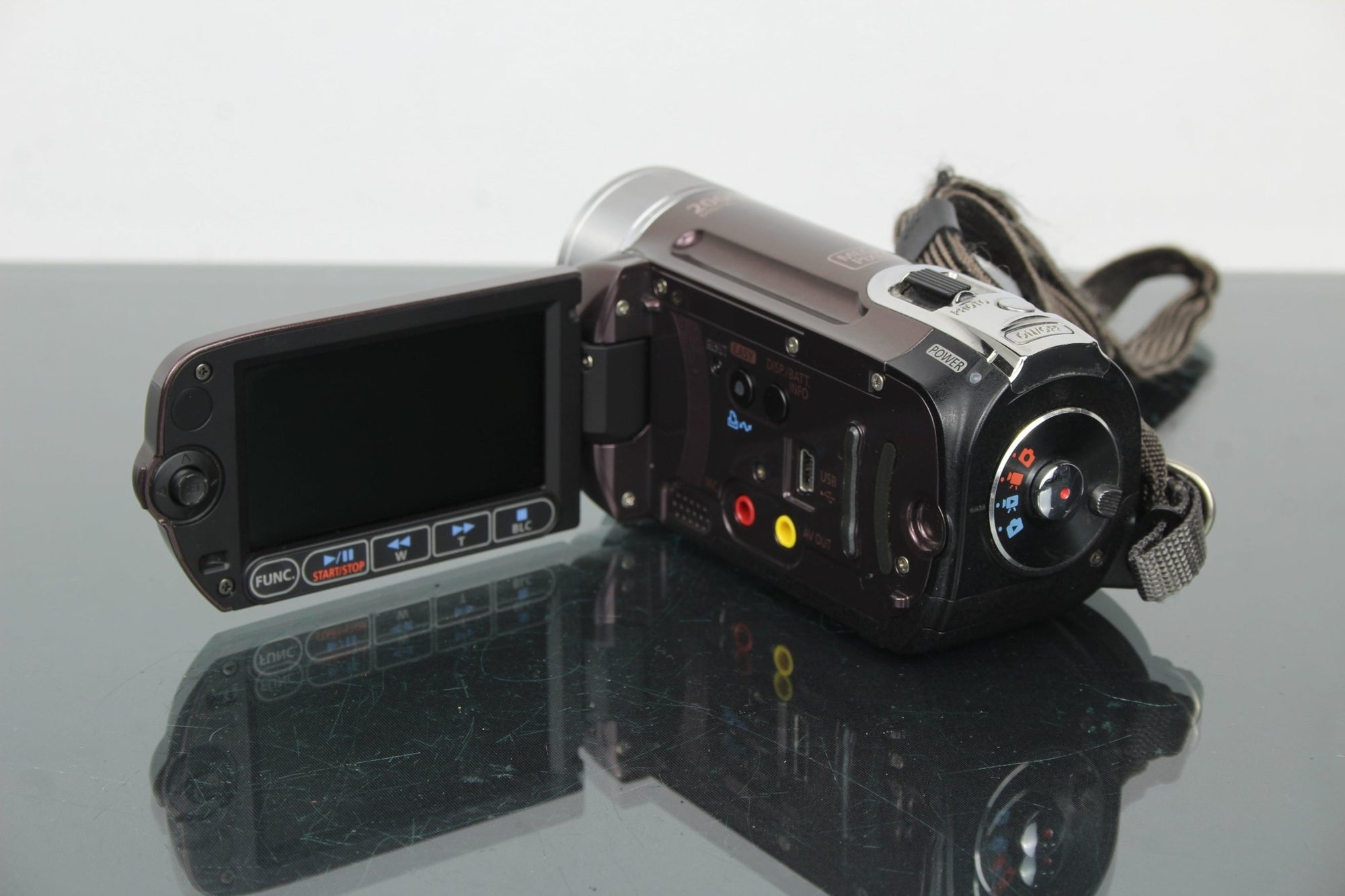Canon Legria FS100 - Dutch|Thrift