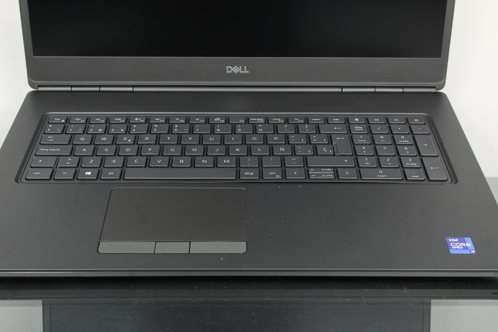 Dell Precision 7760 - 9I 11th generation 16GB RAM 500GB SDD - Attention Qwerty Spanish! - Dutch|Thrift
