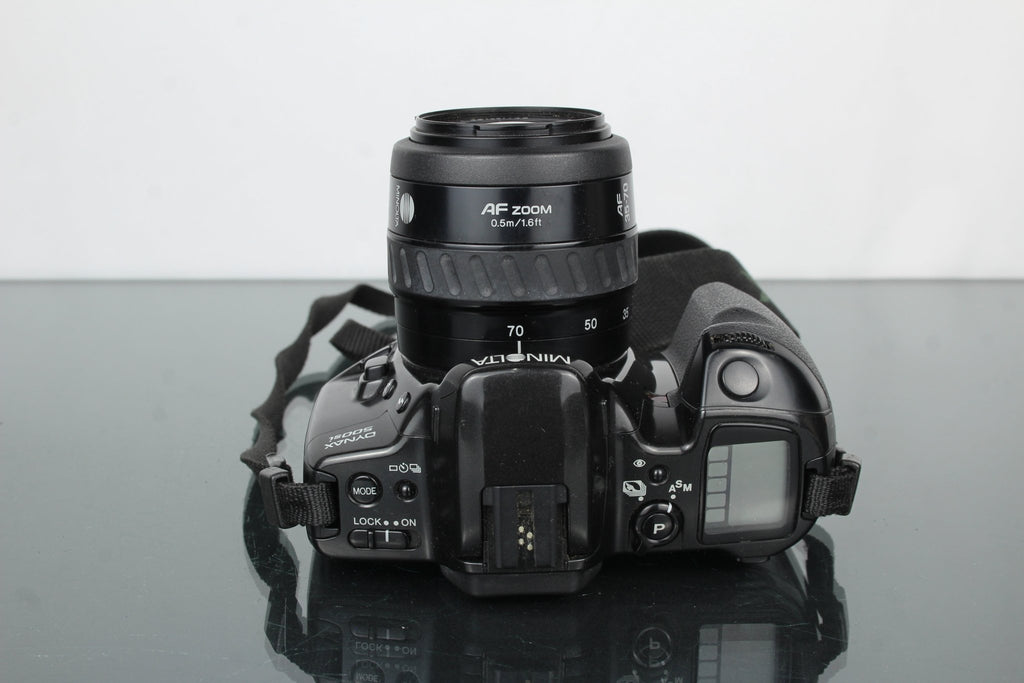 Minolta Dynax 500SI + Minolta AF Zoom 35 - 70MM 1:3.5 - Dutch|Thrift