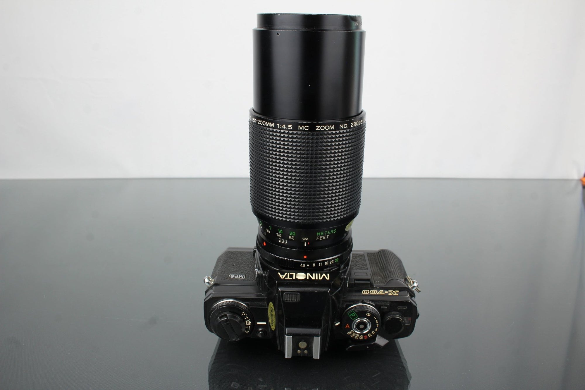 Minolta X - 700 + Vivitar 80 - 200MM 1:4.5 lens - Dutch|Thrift
