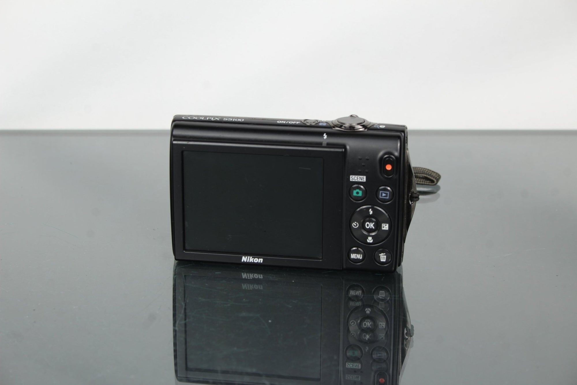 Nikon Coolpix S5100 - Dutch|Thrift