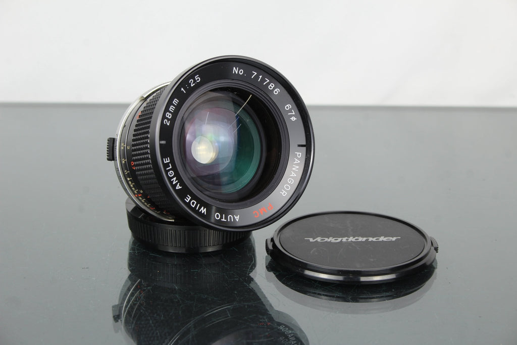 Panagor 28mm 1:2.5 OM mount - Dutch|Thrift