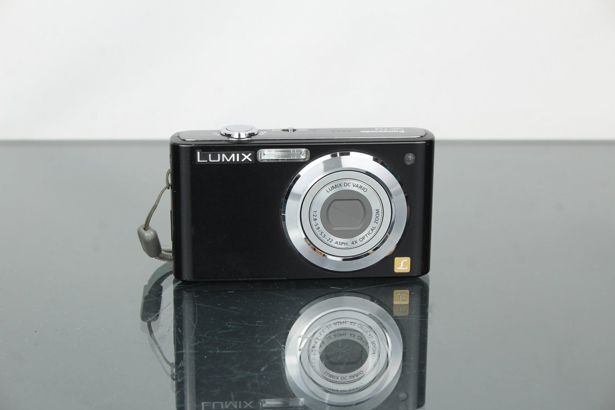 Panasonic Lumix DMC - FS4 - Dutch|Thrift