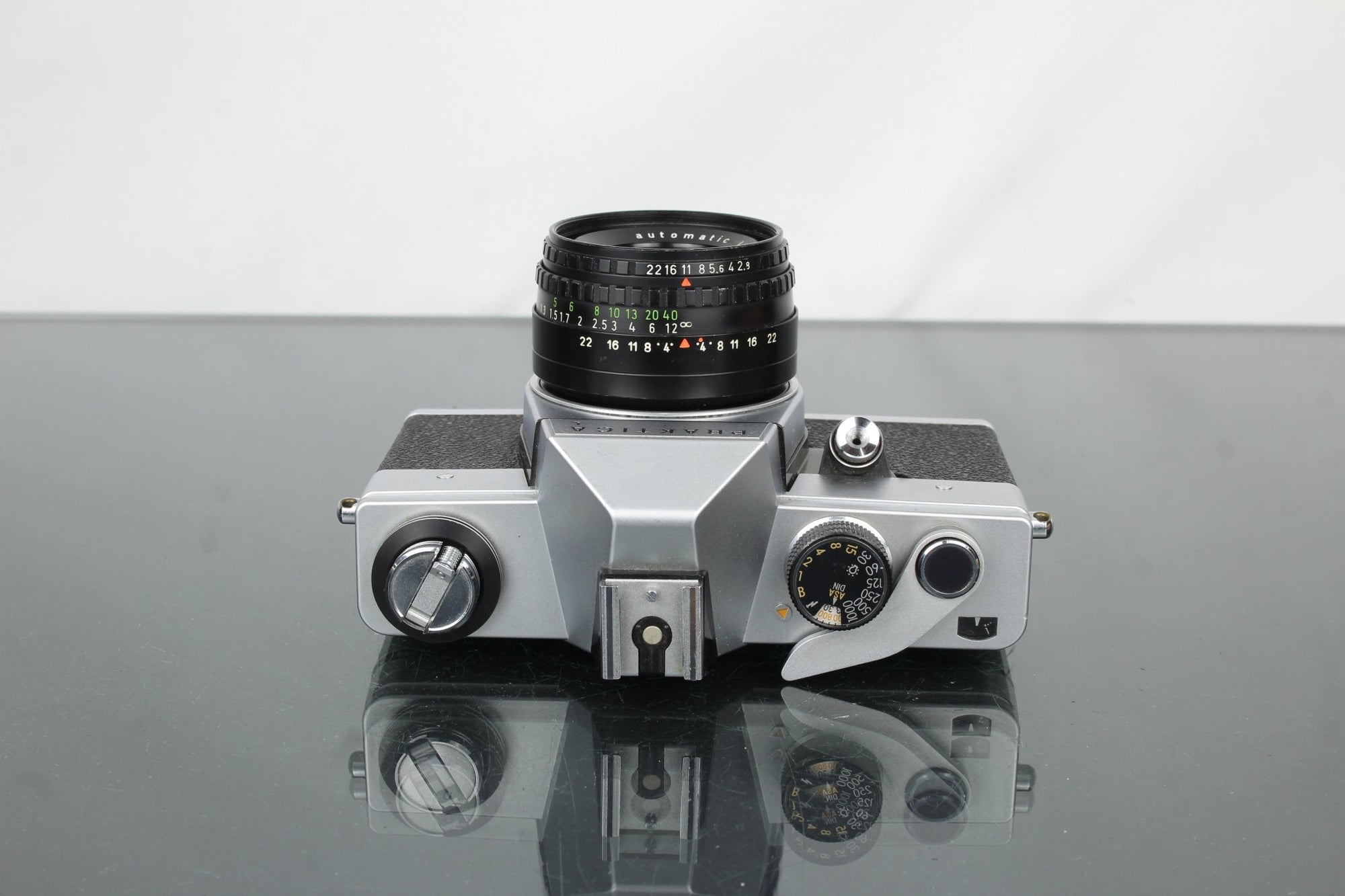 Praktica L + Domiplan 2.8/50 - Dutch|Thrift