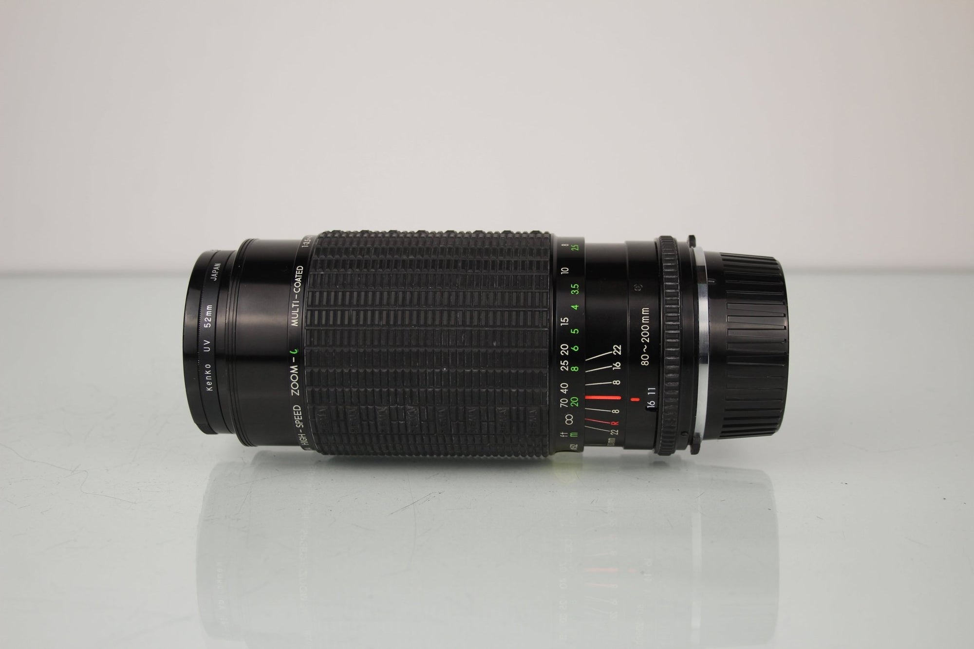 Sigma Zoom 1:3.5 - 4 80 - 200mm OM Mount - Dutch|Thrift