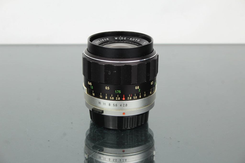 Soligor 1:2.8 f=35mm OM mount - Dutch|Thrift