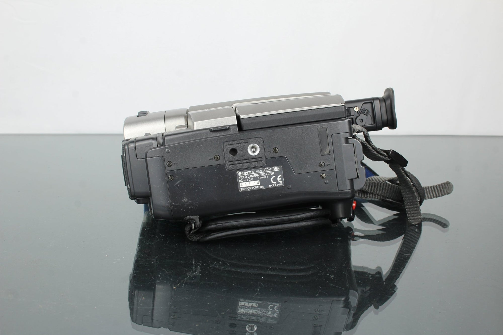 Sony CCD - TRV66E PAL - Dutch|Thrift