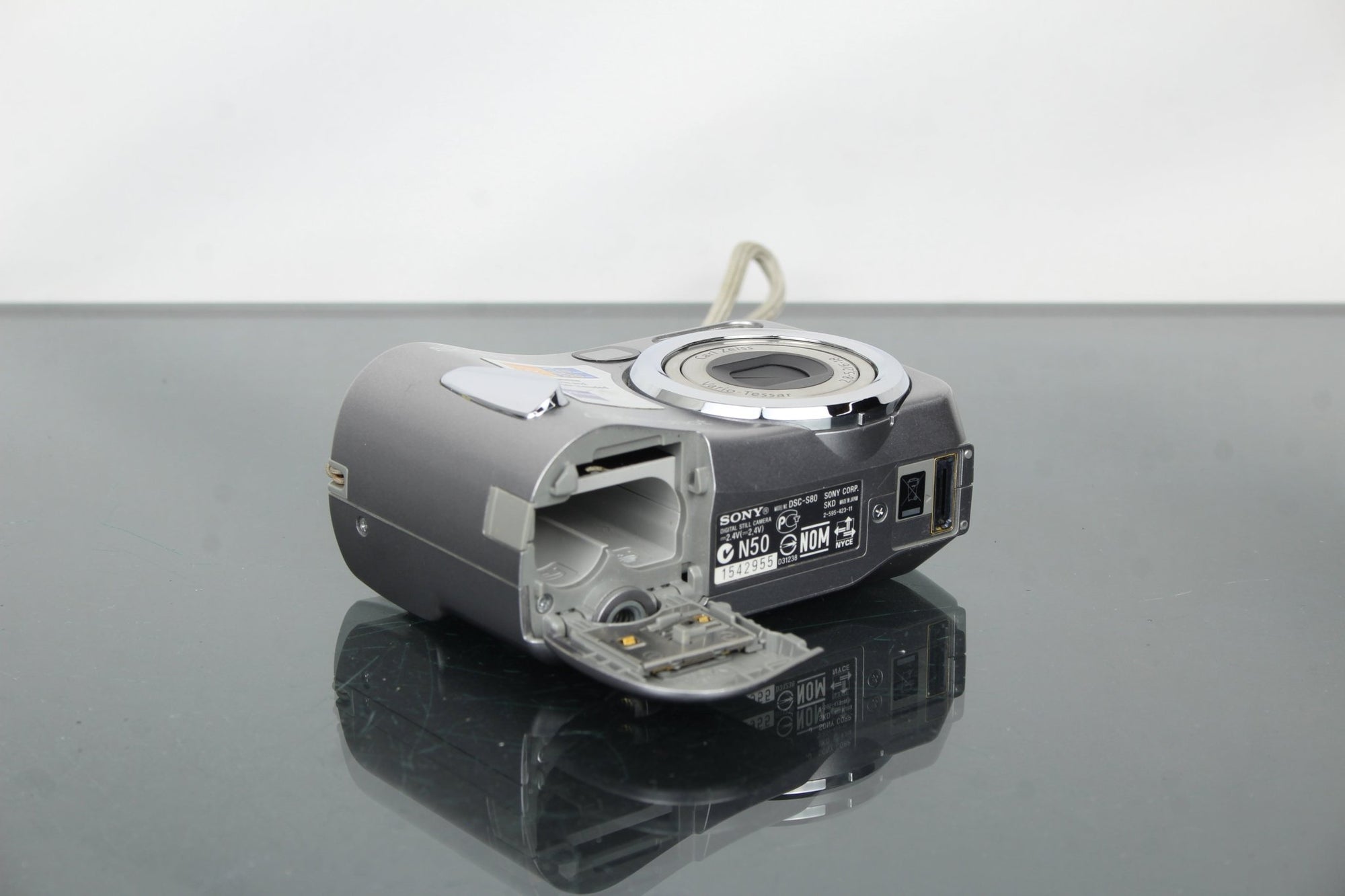 Sony Cyber - shot DSC - S80 - Dutch|Thrift