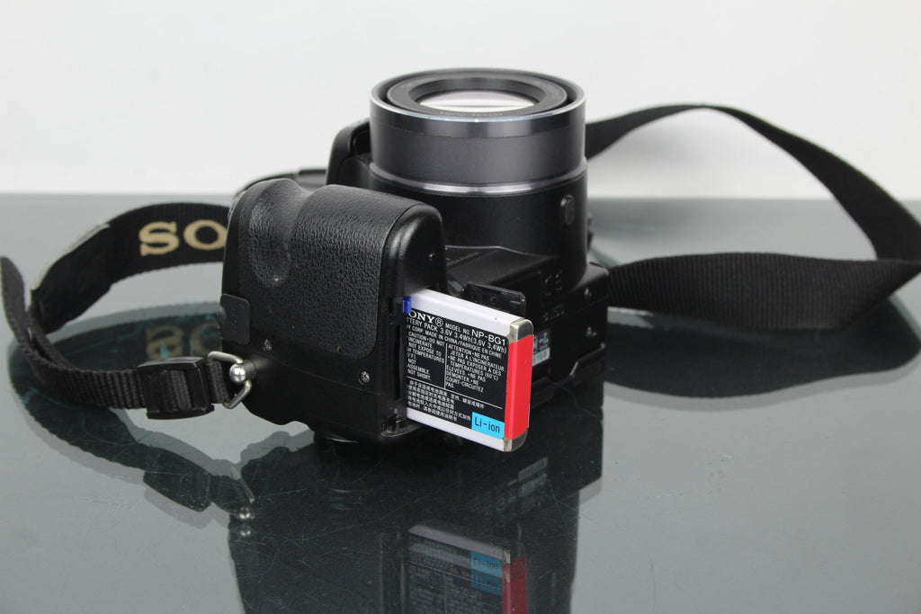 Sony Cybershot DSC - H9 - Dutch|Thrift