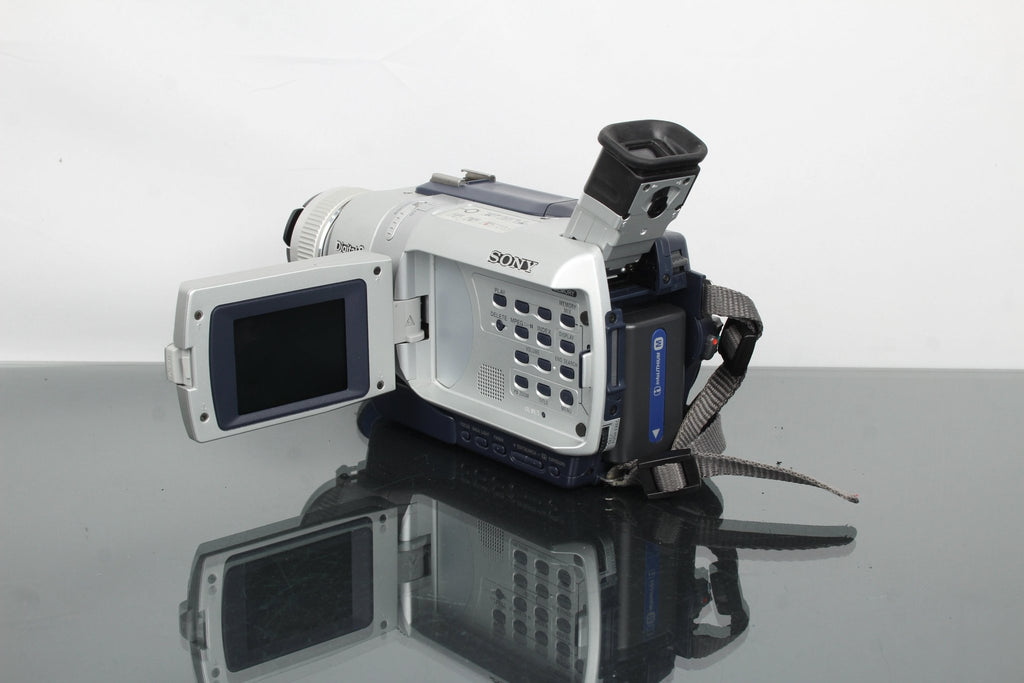 Sony Digital camera DCR - TRV740E PAL Hi8 - Dutch|Thrift