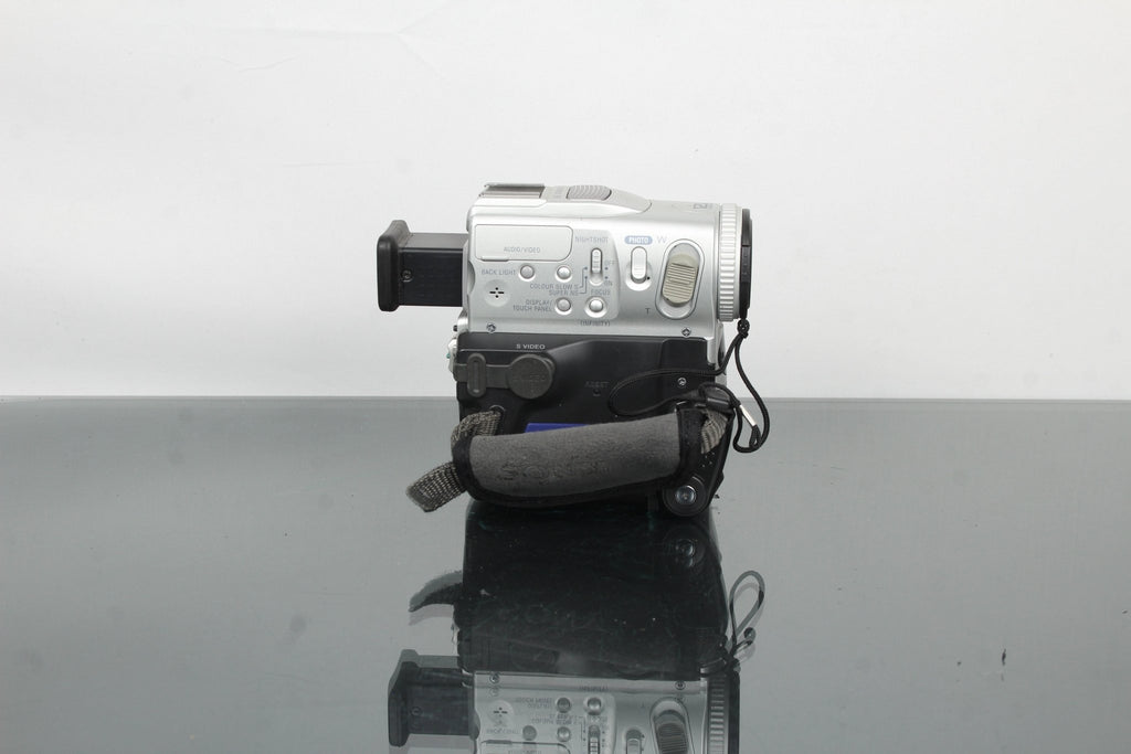 Sony digital Handycam DCR - PC101E PAL MiniDV - Dutch|Thrift