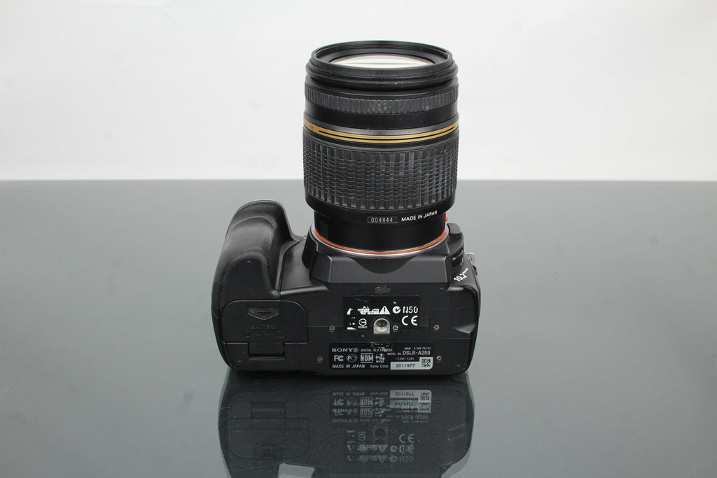 Sony DSLR - A200 + 18 - 250mm 1:3.5 - 6.3 Sony A - mount lens - Dutch|Thrift