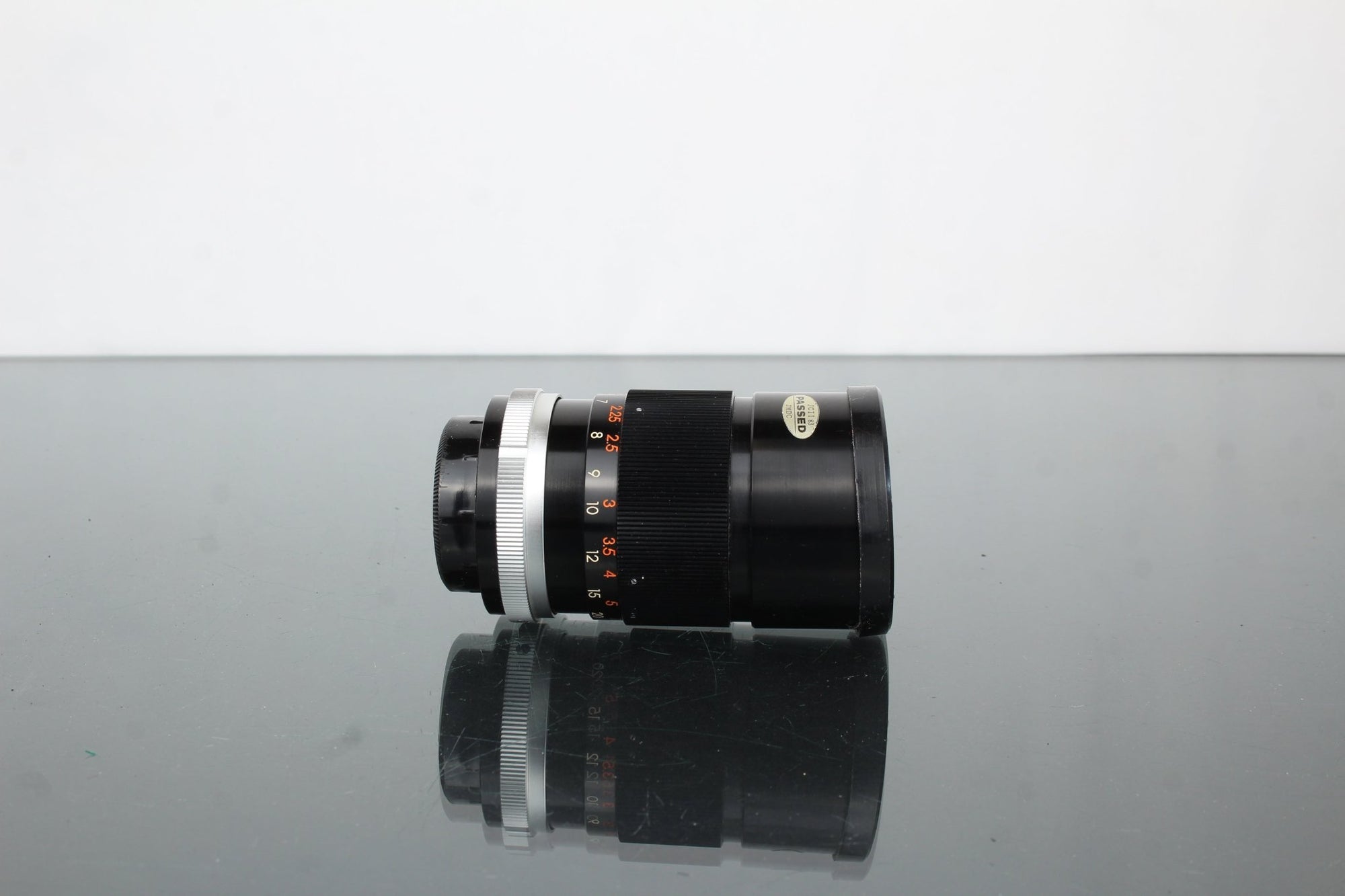 Tamron 1:2.8 135mm Lens - M42 Mount - Dutch|Thrift