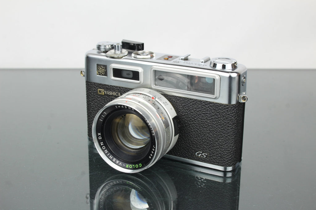 Yashica Electro 35 GS - Dutch|Thrift
