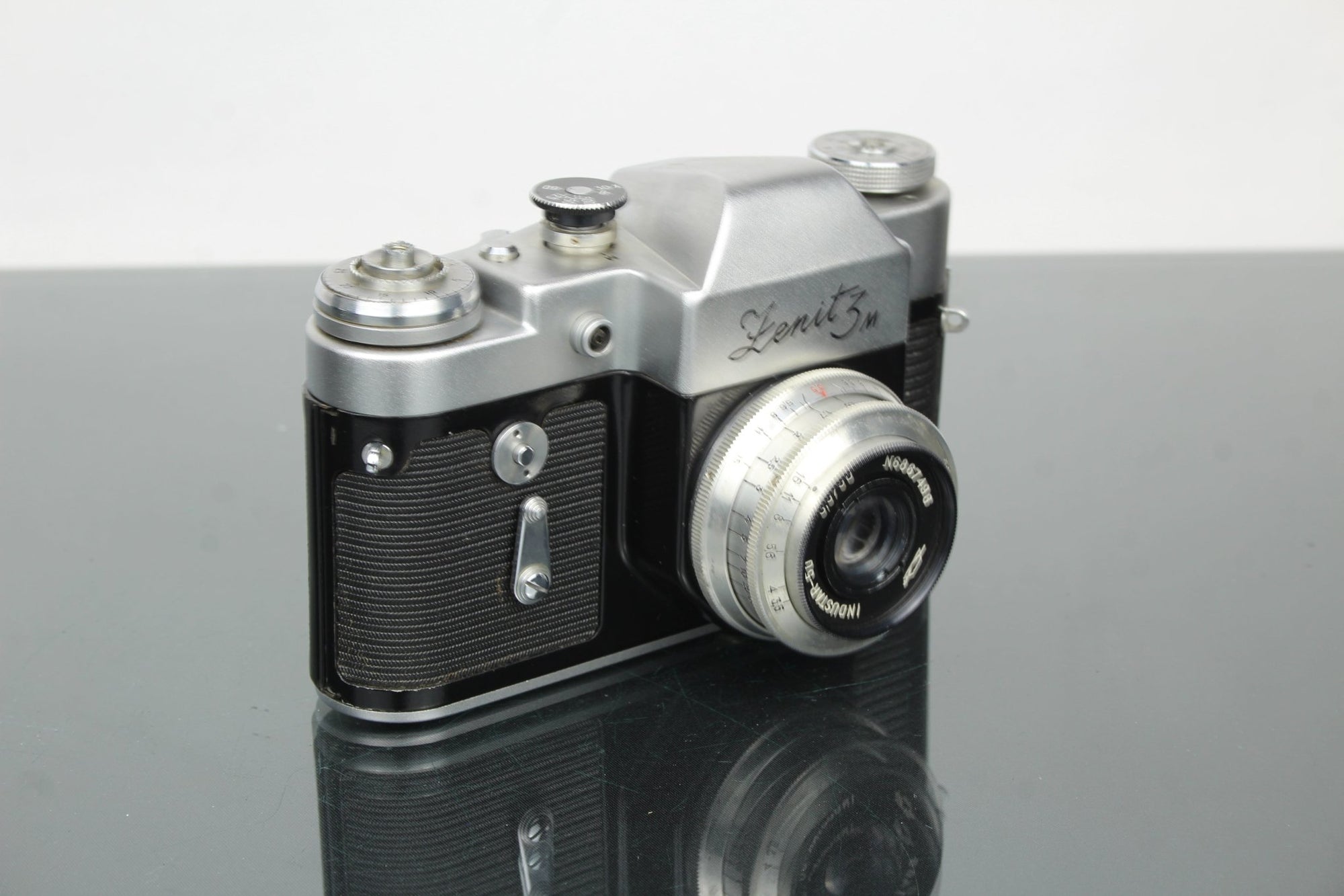 Zenit 3M + Industar - 50 50mm f/3.5 M42 lens - Dutch|Thrift